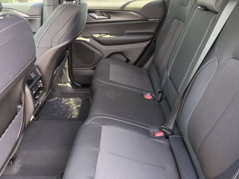 New 2026 Jeep Grand Cherokee Laredo X AWD/4WD image 17