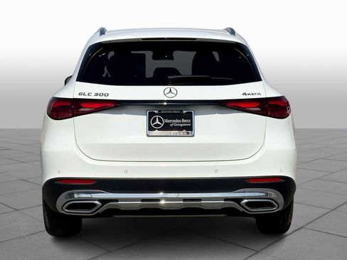 Certified 2025 Mercedes-Benz GLC 300 4MATIC image 5