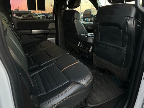 Used 2023 Ford F350 Platinum w/ FX4 Off-Road Package image 19