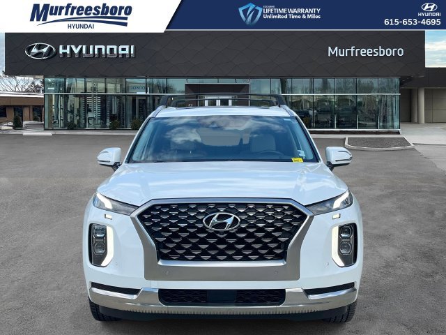 Used 2022 Hyundai Palisade Calligraphy FWD image 2