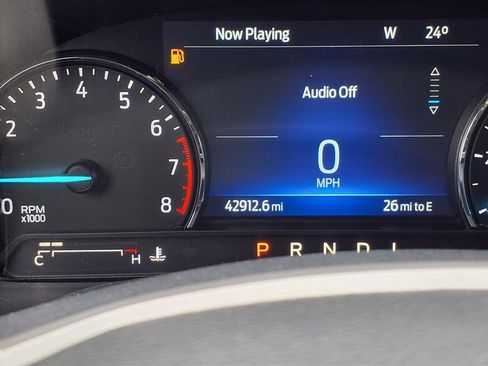 Used 2022 Ford Explorer XLT w/ Equipment Group 202A image 18