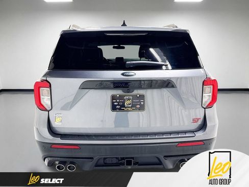 Used 2022 Ford Explorer ST w/ Equipment Group 401A AWD/4WD image 9