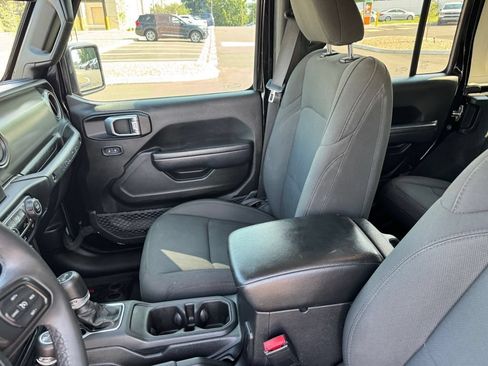 Used 2023 Jeep Wrangler Unlimited Sport AWD/4WD image 10