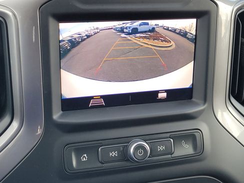 Used 2020 Chevrolet Silverado 1500 Custom w/ Custom Value Package image 13