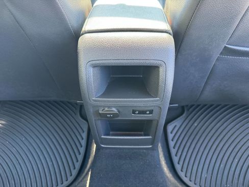 Used 2014 Volkswagen Jetta SE image 14
