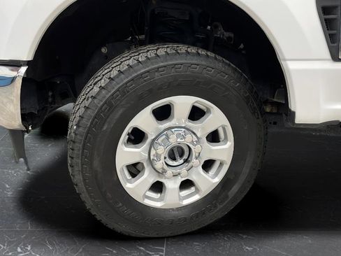Used 2023 Ford F250 XLT image 32