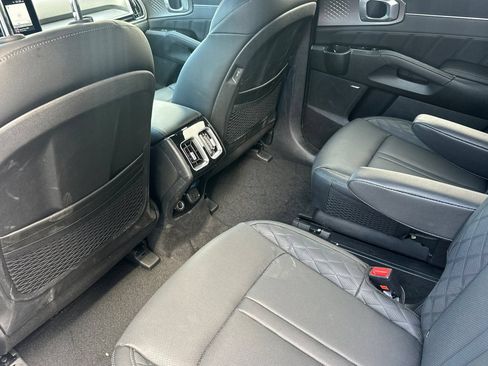 Certified 2026 Kia Sorento SX Prestige AWD/4WD image 15