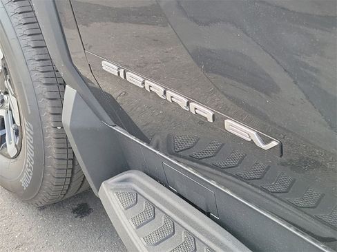 Used 2026 GMC Sierra EV Elevation image 30