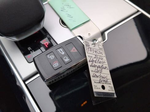 New 2026 Land Rover Range Rover Long Wheelbase SE image 37