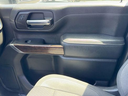 Used 2022 GMC Sierra 3500 SLE w/ SLE Convenience Package image 25