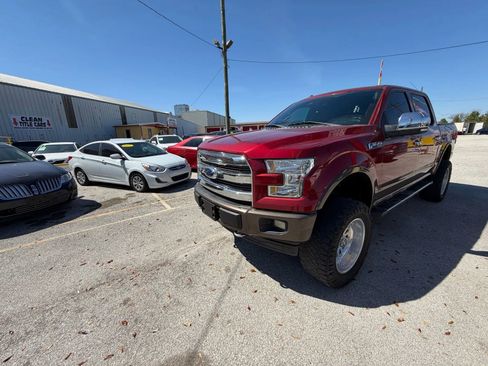 Used 2017 Ford F150 Lariat image 8