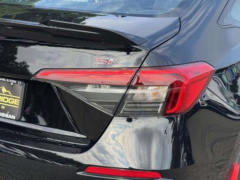 Used 2024 Honda Civic Si image 10