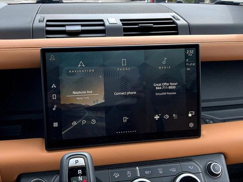 Used 2024 Land Rover Defender 110 V8 image 6