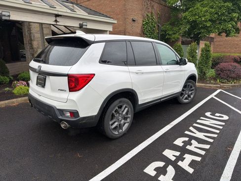 Used 2023 Honda Passport EX-L image 11