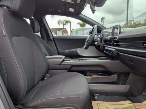 Used 2024 Hyundai Ioniq 6 SE image 29