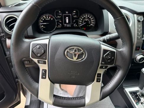 Used 2020 Toyota Tundra Limited w/ Limited Premium Package AWD/4WD image 11