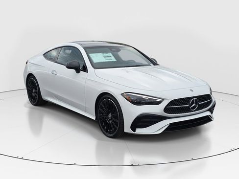 New 2026 Mercedes-Benz CLE 450 4MATIC Coupe image 3