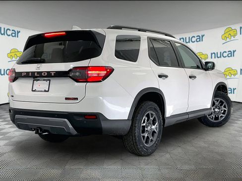 New 2026 Honda Pilot TrailSport image 7