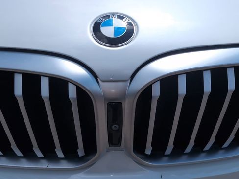 Used 2023 BMW X3 xDrive30i AWD/4WD image 3