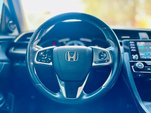 Used 2020 Honda Civic EX image 12