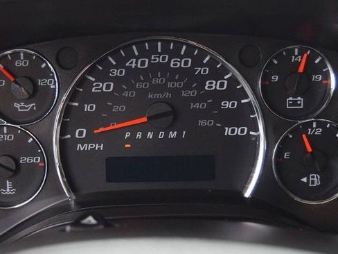 Used 2019 GMC Savana 2500 image 25