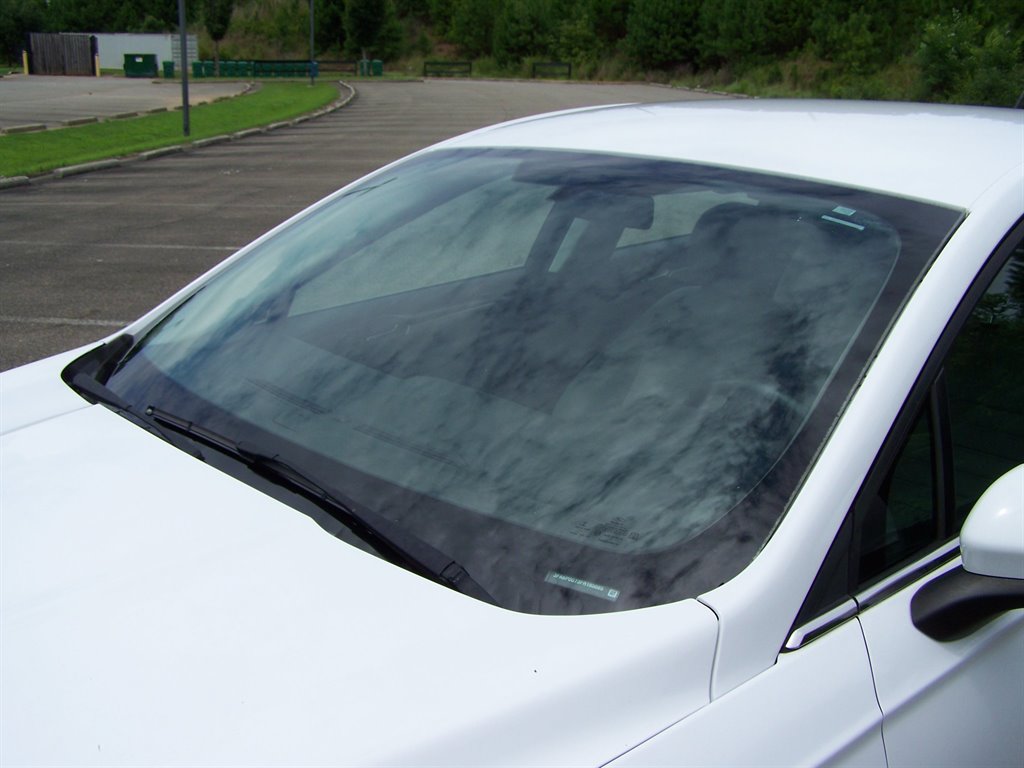 Used 2015 Ford Fusion S FWD image 13