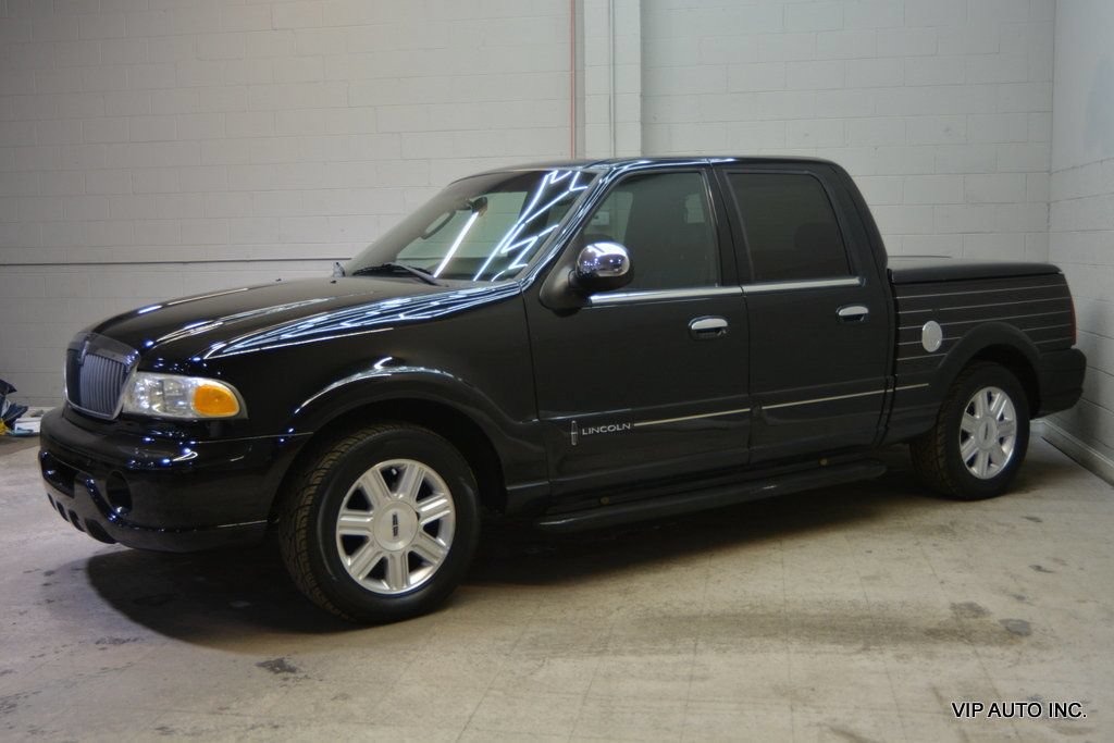 Used 2002 Lincoln Blackwood RWD image 30