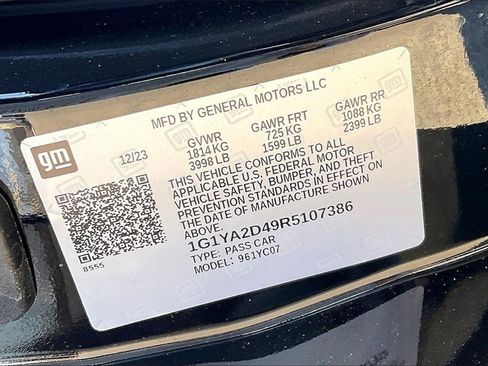 Used 2024 Chevrolet Corvette Stingray Coupe w/ 1LT image 26