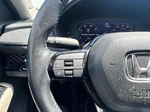 Used 2023 Honda Accord Touring image 24