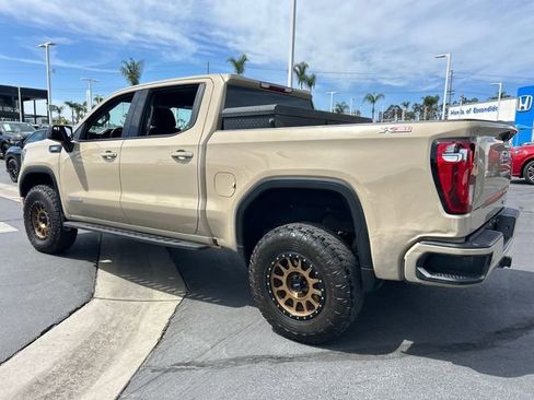 Used 2023 GMC Sierra 1500 Elevation AWD/4WD image 4