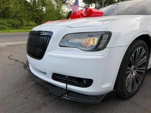 Used 2012 Chrysler 300 S RWD image 47