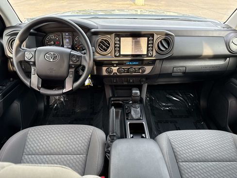 Used 2023 Toyota Tacoma SR AWD/4WD image 14