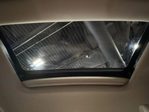 Used 2015 Honda Accord EX-L image 26