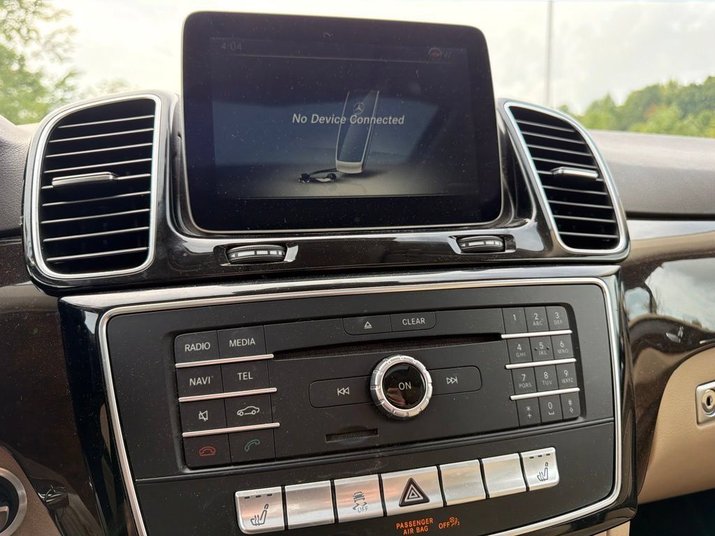 Used 2018 Mercedes-Benz GLE 350 4MATIC image 11