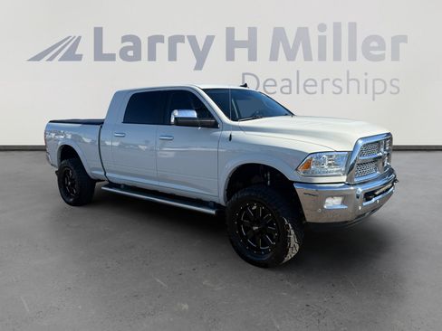 Used 2018 RAM 2500 Laramie w/ Convenience Group image 7
