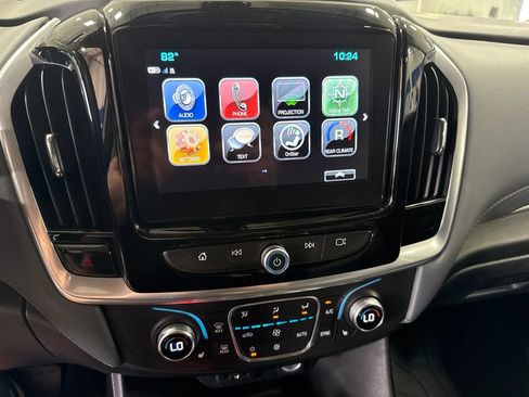 Used 2019 Chevrolet Traverse LT w/ LPO, Floor Liner Package AWD/4WD image 8