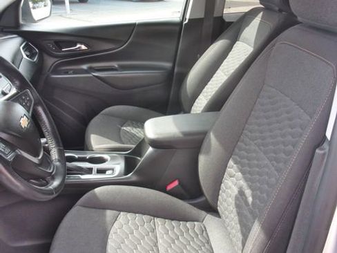 Used 2019 Chevrolet Equinox LT FWD image 21