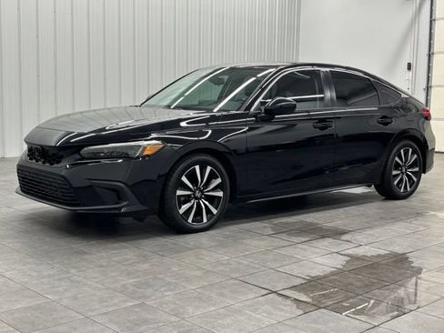 Used 2023 Honda Civic EX-L image 5