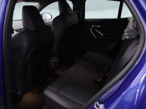 Used 2025 BMW X2 xDrive28i w/ Technology Package image 8