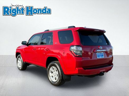 Used 2024 Toyota 4Runner SR5 AWD/4WD image 4