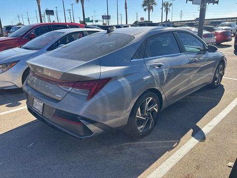 Certified 2024 Hyundai Elantra Limited image 10