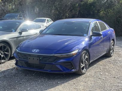 Used 2025 Hyundai Elantra Sport w/ Cargo Package