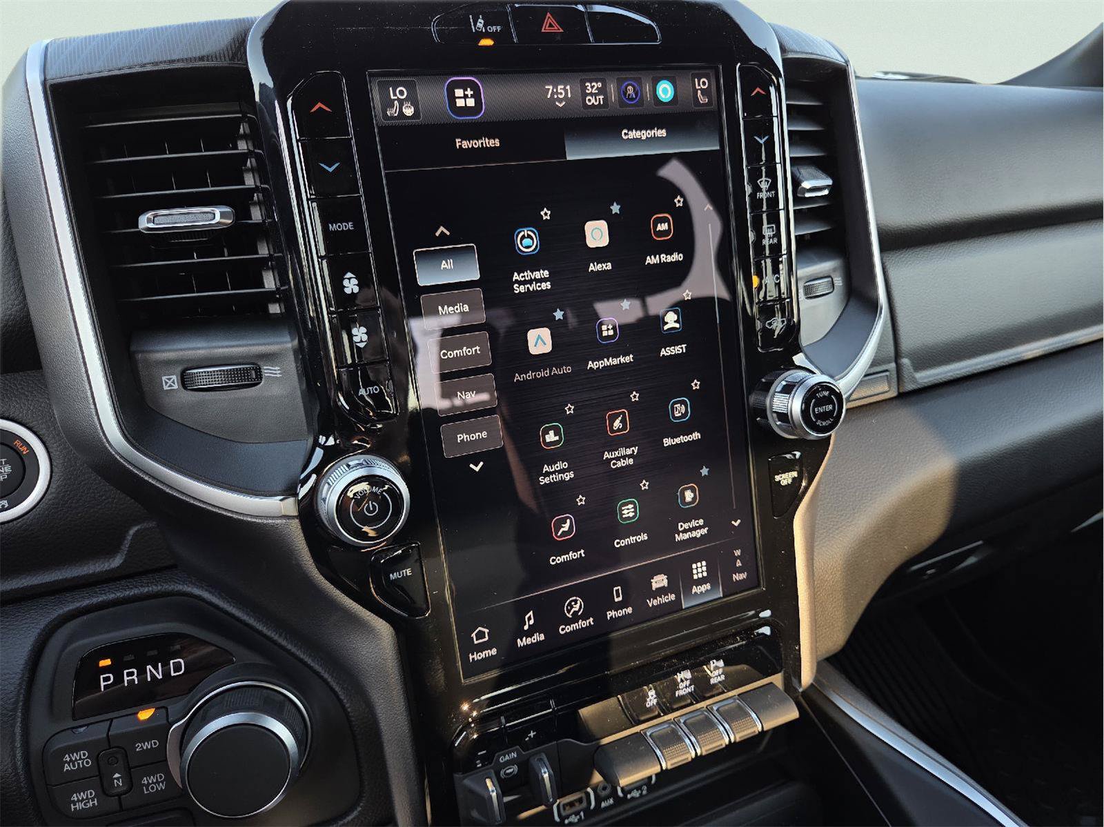 New 2026 RAM 1500 Big Horn AWD/4WD image 8