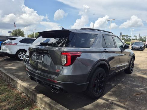 Used 2023 Ford Explorer ST w/ Equipment Group 401A AWD/4WD image 16
