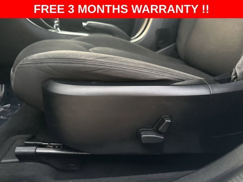 Used 2013 Dodge Avenger SE image 13