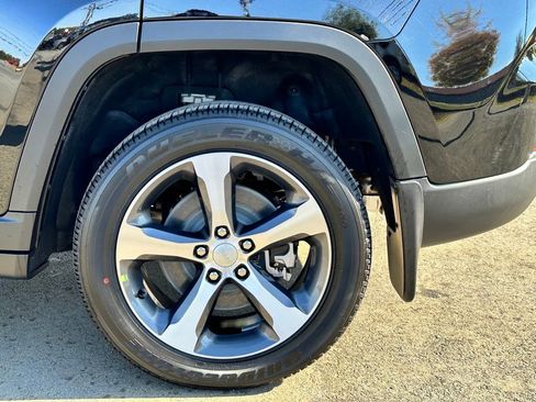 Used 2024 Jeep Grand Cherokee Limited 4xe w/ MOPAR Finishing Package AWD/4WD image 42