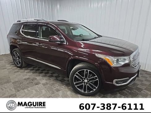 Used 2017 GMC Acadia Denali w/ Technology Package AWD/4WD image 7