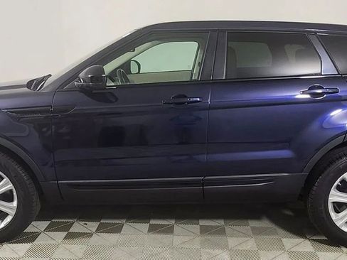 Used 2019 Land Rover Range Rover Evoque SE AWD/4WD image 26