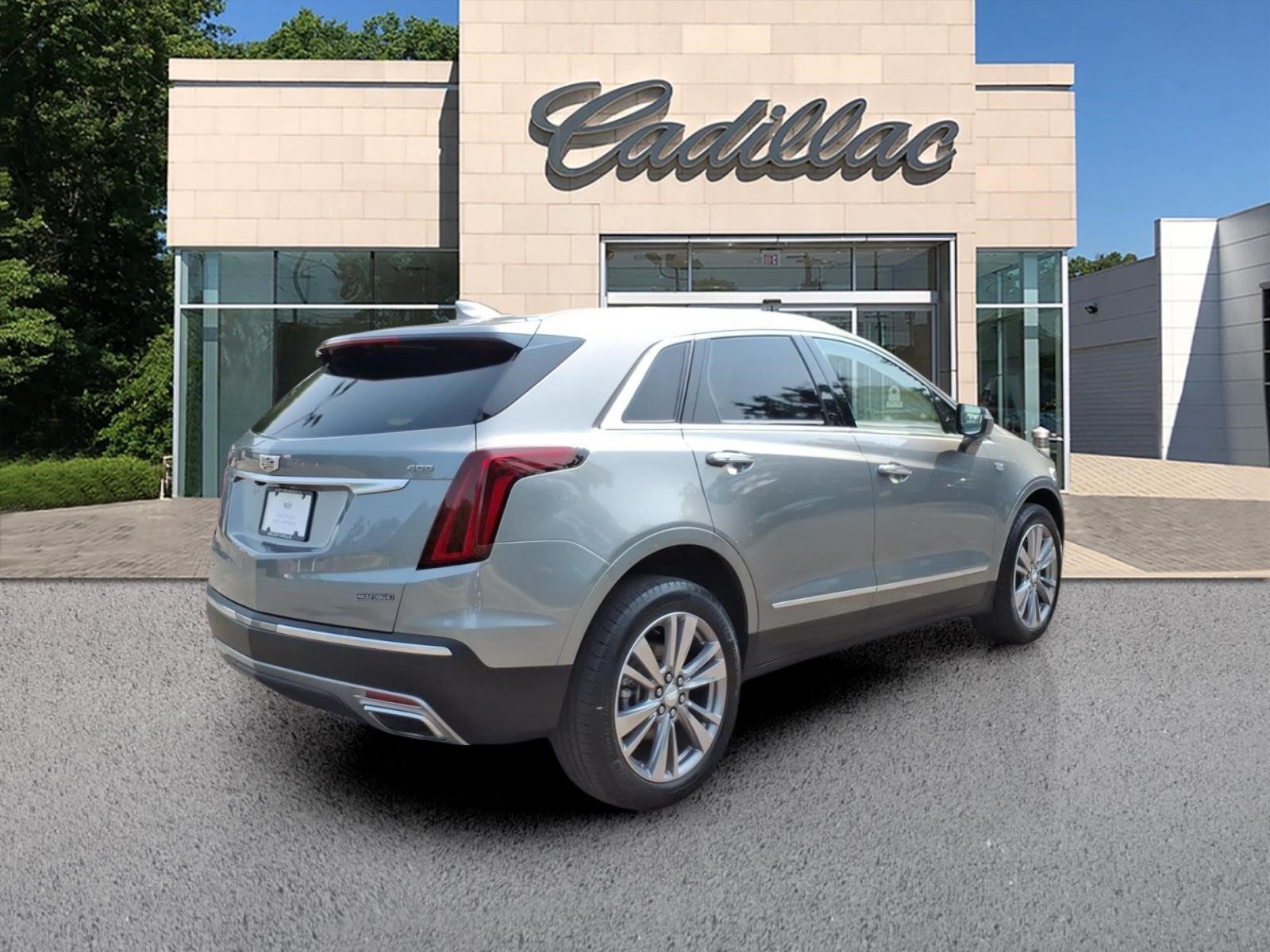 Certified 2024 Cadillac XT5 Premium Luxury AWD/4WD image 5