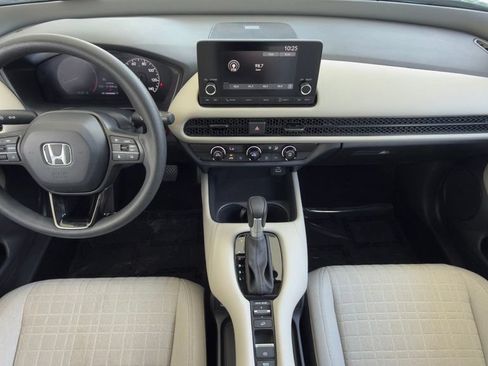 Used 2025 Honda HR-V LX image 18